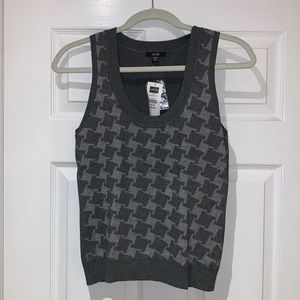 NWT - Jacob Vest